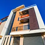 Fabhotel Grand Giriraj