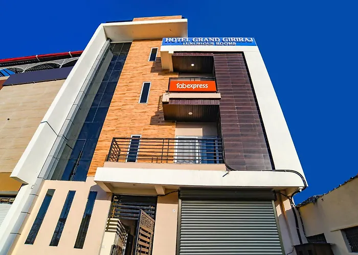 Fabhotel Grand Giriraj